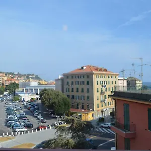  Appartamento Genovese Elena